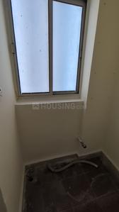 DLF Regency Park 1 Bathroom Two 3