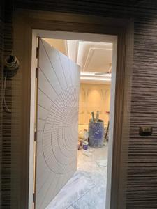 Image of 1800 Sq.ft 3 BHK Builder Floor for sale in Mansarover Garden, New Delhi for Rs. 44000000