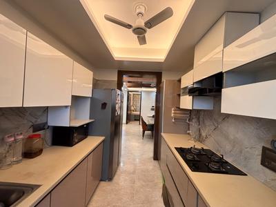 Kitchen Image of 1940 Sq.ft 3 BHK Builder Floor for rent in Sector 42 Gurgaon for Rs. 125000