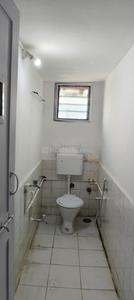 Bathroom Image of 650 Sq.ft 1 BHK Apartment / Flat for rent in Sangamvadi Pune for Rs. 30000