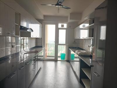 Kitchen Image of 2610 Sq.ft 4 BHK Apartment / Flat for sale in DLF Westend Heights, Sector 53 Gurgaon for Rs. 69000000