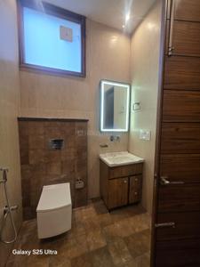 Bathroom Image of 3175 Sq.ft 4 BHK Duplex for sale in Bajwa Sunny Enclave, Kharar Mohali for Rs. 24500000