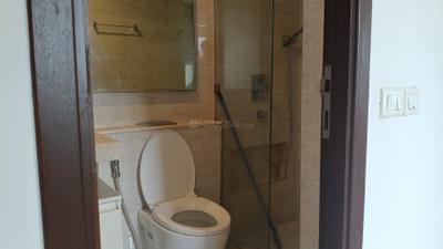 Bathroom Image of 550 Sq.ft 1 BHK Apartment / Flat for sale in Powai Mumbai for Rs. 15800000