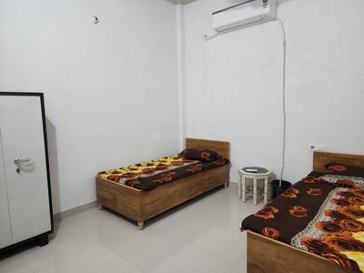 Bedroom Image of 2600 Sq.ft 7 BHK Builder Floor for rent in Chheharta Amritsar for Rs. 15000