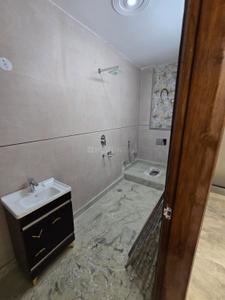 Image of 1280 Sq.ft 3 BHK Builder Floor for sale in Laxmi Nagar, New Delhi for Rs. 12000000