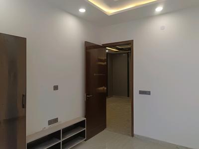 Bedroom Image of 1000 Sq.ft 3 BHK Builder Floor for sale in Pitampura New Delhi for Rs. 11500000