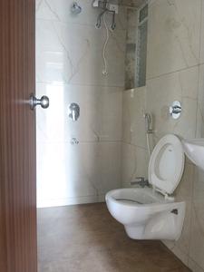 Common Bathroom Image of 450 Sq.ft 1 BHK Apartment / Flat for rent in Raunak Bliss, Kasarvadavali Thane for Rs. 27000