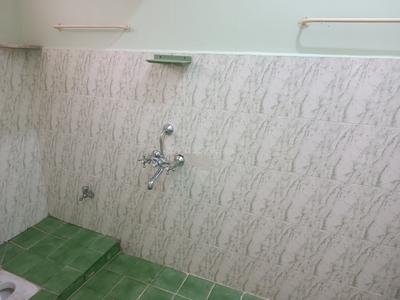 Bathroom Image of 2000 Sq.ft 3 BHK Independent House for rent in Thindal Erode for Rs. 20000
