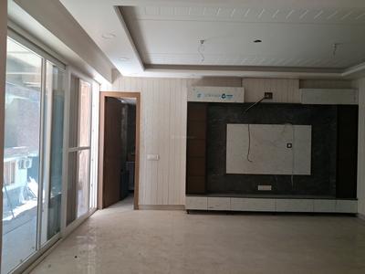 Living Room Image of 1750 Sq.ft 3 BHK Apartment / Flat for sale in Sector 104 Noida for Rs. 11000000