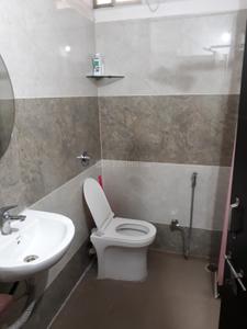 Bathroom Image of 1022 Sq.ft 2 BHK Apartment / Flat for sale in Sai Pride Homes, Nipania Indore for Rs. 7000000