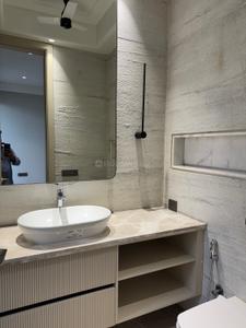 Bathroom Image of 2900 Sq.ft 4 BHK Builder Floor for sale in New Friends Colony New Delhi for Rs. 125000000