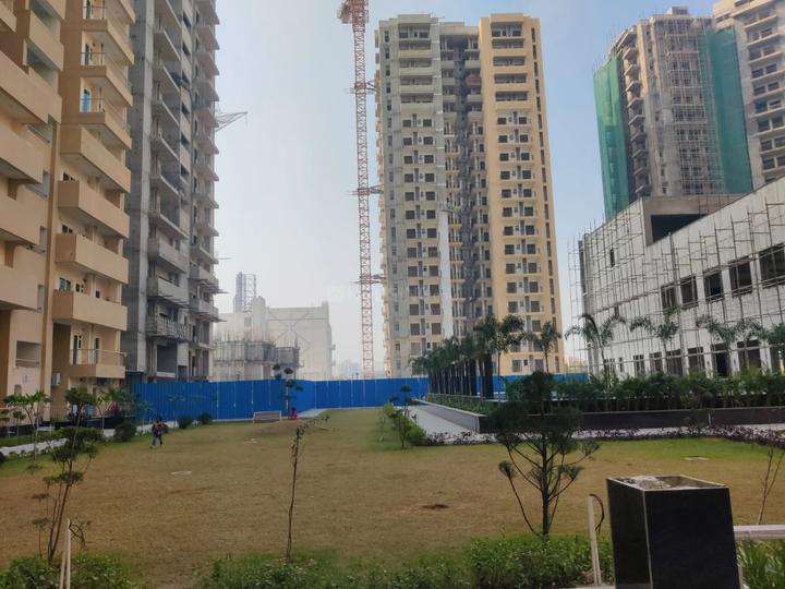 Elegant Splendour Main Image 1