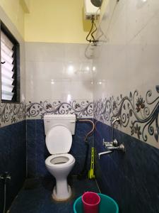 Common Bathroom Image of 550 Sq.ft 1 BHK Builder Floor for rent in Sai Durga, Wadgaon Sheri Pune for Rs. 18000