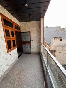 Balcony Image of 624 Sq.ft 1 BHK Builder Floor for rent in Mahavir Enclave New Delhi for Rs. 8000