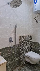Image of 2000 Sq.ft 5 BHK Apartment / Flat for sale in Sector 16 Dwarka, New Delhi for Rs. 20000000