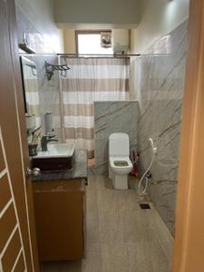 Bathroom Image of 1350 Sq.ft 1.5 BHK Apartment / Flat for rent in Perungudi Chennai for Rs. 45000