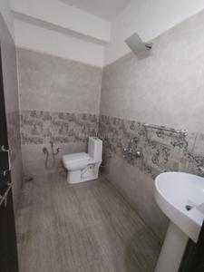 Bathroom Image of 1300 Sq.ft 3 BHK Apartment / Flat for rent in Swapnil Shiv Enclave, Ayodhya Bypass Bhopal for Rs. 20000