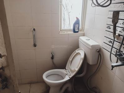 Bathroom Image of 1100 Sq.ft 3 BHK Apartment / Flat for sale in Conscient Habitat 78, Sector 78 Faridabad for Rs. 6500000