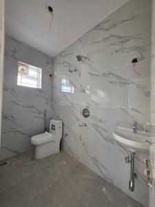 Bathroom Image of 1300 Sq.ft 2 BHK Builder Floor for rent in Singasandra Bengaluru for Rs. 43000