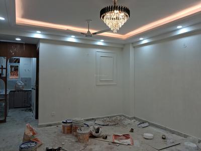 Living Room Image of 1550 Sq.ft 3 BHK Apartment / Flat for sale in Sector 73 Noida for Rs. 5300000