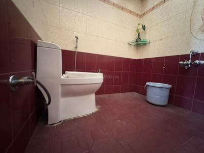 Bathroom Image of 3600 Sq.ft 3.5 BHK Duplex for rent in Mathikere Bengaluru for Rs. 80000