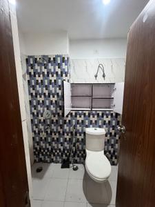Bathroom Image of 850 Sq.ft 1 BHK Apartment / Flat for rent in Ekta Vihar Dehradun for Rs. 13000