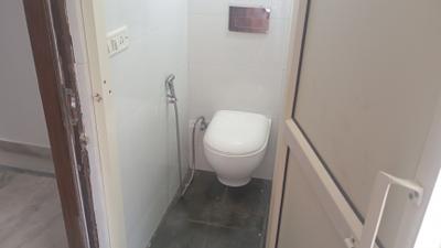 Image of 1850 Sq.ft 3 BHK Apartment / Flat for rent in Highland Apartment, Sector 12 Dwarka, New Delhi for Rs. 42000