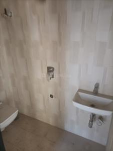 Bathroom Image of 620 Sq.ft 1 BHK Apartment / Flat for sale in Shanti Tower, Prabhadevi Mumbai for Rs. 22500000