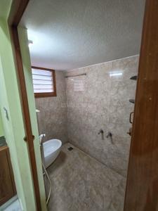 Bathroom Image of 1000 Sq.ft 2 BHK Builder Floor for rent in Avadi Chennai for Rs. 15000