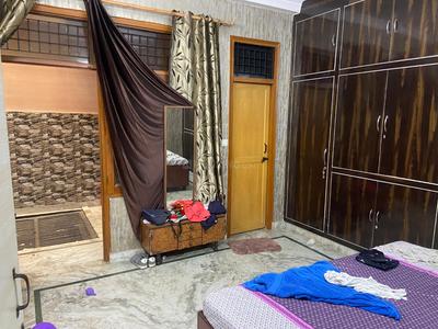Bedroom Image of 1615 Sq.ft 3 BHK Builder Floor for sale in Govindpuram Ghaziabad for Rs. 9000000