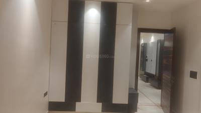 Bedroom Image of 1620 Sq.ft 3 BHK Builder Floor for sale in Azadpur New Delhi for Rs. 28000000