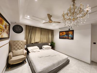 Bedroom Image of 4400 Sq.ft 5 BHK Apartment / Flat for sale in New Alkapuri Vadodara for Rs. 30000000