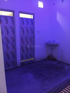 Bedroom Image of 600 Sq.ft 1 BHK Independent House for rent in Padri Bazaar Gorakhpur for Rs. 7000
