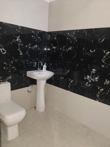 Bathroom Image of 1400 Sq.ft 2 BHK Builder Floor for rent in GMS Road Dehradun for Rs. 20000