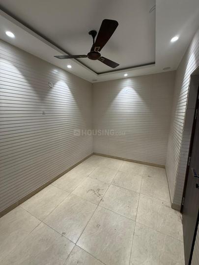 Phase 1, Ashok Vihar Bedroom 1