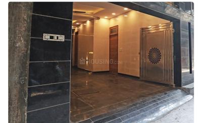 Hall Image of Crown in in Haiderpur, New Delhi