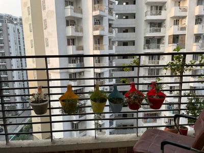 Balcony Image of 1375 Sq.ft 3 BHK Apartment / Flat for sale in Amrapali Crystal Homes Phase 1, Sector 76 Noida for Rs. 17000000