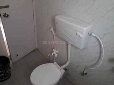 Bathroom Image of 715 Sq.ft 2 BHK Apartment / Flat for rent in Hiland Greens, Maheshtala Kolkata for Rs. 9500