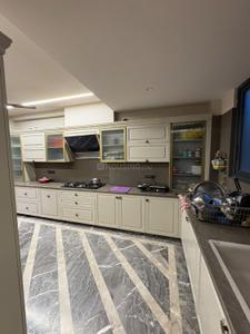 Kitchen Image of 2400 Sq.ft 4 BHK Builder Floor for rent in Anand Vihar New Delhi for Rs. 160000