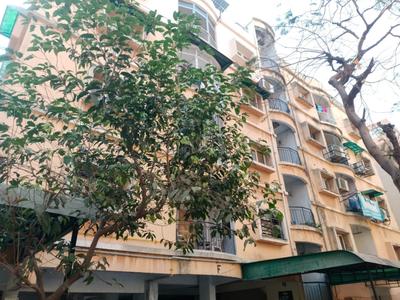 Image of 1360 Sq.ft 3 BHK Apartment / Flat for sale in Shyamal, Ahmedabad for Rs. 9800000