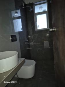 Bathroom Image of 1225 Sq.ft 3 BHK Apartment / Flat for sale in Aum Punit Devi Sadan, Matunga East Mumbai for Rs. 65000000
