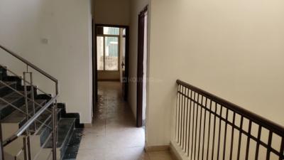 Passage Image of 1920 Sq.ft 3.5 BHK Villa for rent in Supertech Czar Villas, Omicron I Greater Noida for Rs. 30000