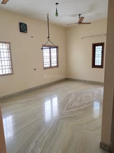 Living Room Image of 2250 Sq.ft 4 BHK Builder Floor for rent in Neelankarai Chennai for Rs. 60000