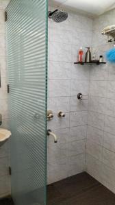 Bathroom Image of 950 Sq.ft 2 BHK Apartment / Flat for sale in Andheri West Mumbai for Rs. 31000000