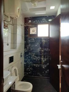 Common Bathroom Image of 1350 Sq.ft 3 BHK Builder Floor for rent in Pitampura New Delhi for Rs. 43000