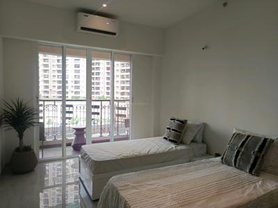 Bedroom Image of 3200 Sq.ft 4 BHK Apartment / Flat for sale in K Raheja Vistas Premiere Maxima, Mohammed Wadi Pune for Rs. 23500000