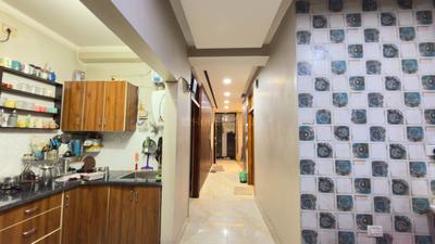 Kitchen Image of 1450 Sq.ft 4 BHK Builder Floor for sale in Mayur Vihar Phase 1 New Delhi for Rs. 14500000