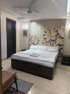 Bedroom Image of 2250 Sq.ft 3 BHK Builder Floor for rent in BMB Developers BMB Homes - 4, Sarvodaya Enclave New Delhi for Rs. 130000