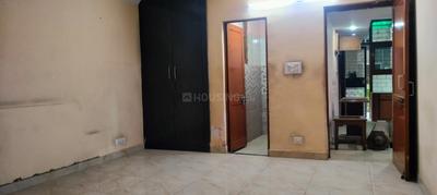 Bedroom Image of 1050 Sq.ft 2 BHK Apartment / Flat for sale in Sitaram Apartment, Patparganj New Delhi for Rs. 20000000