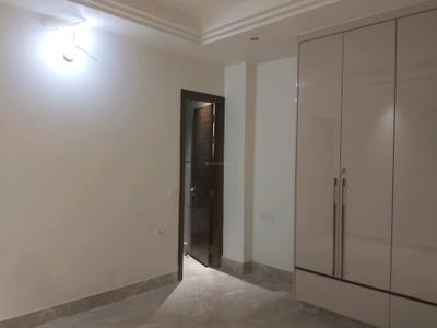 Bedroom Image of 1800 Sq.ft 3 BHK Builder Floor for sale in Vikaspuri New Delhi for Rs. 32000000